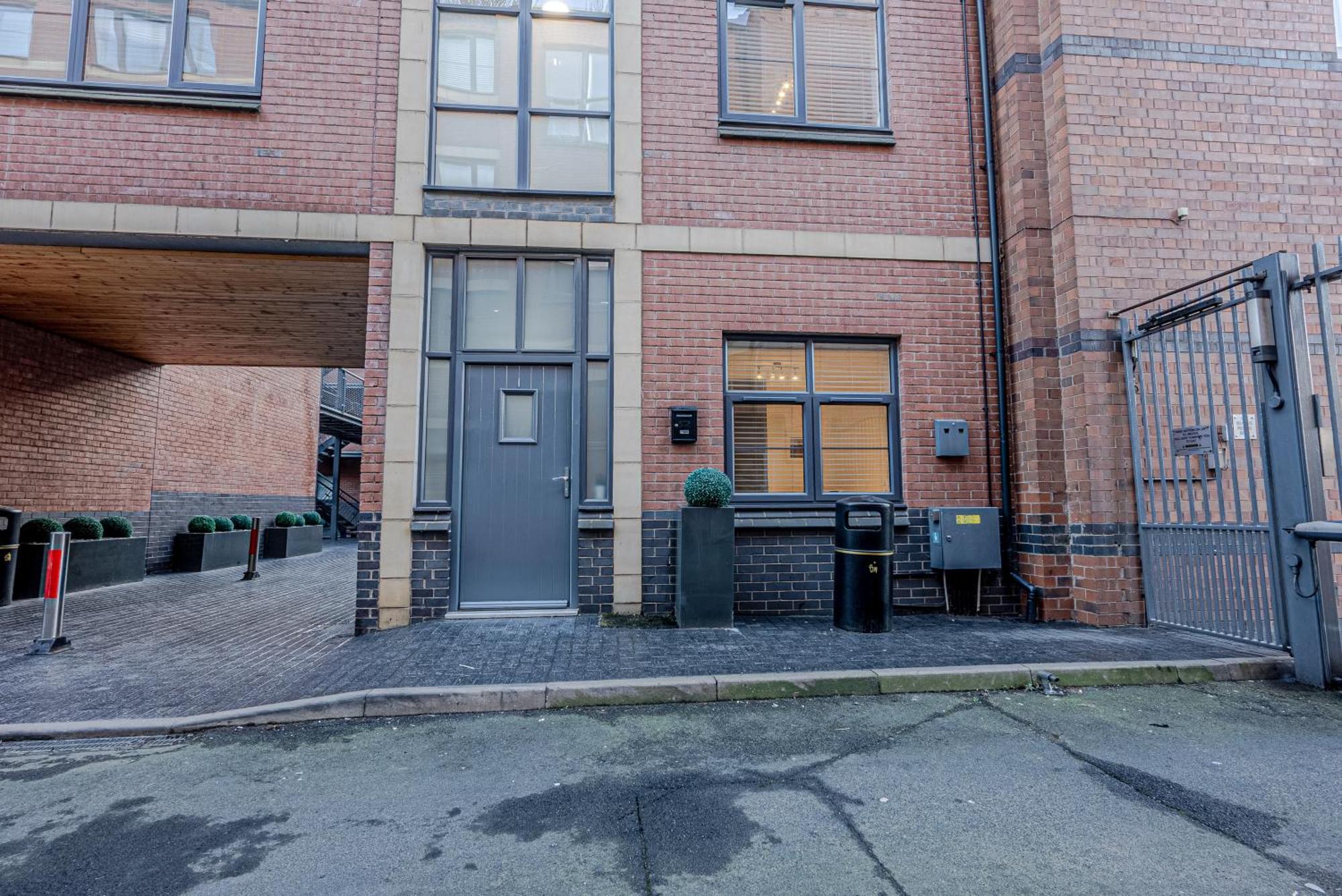 Stunning Three Bedroom Townhouse In The Jewellery Quarter, Birmingham City Centre Sleeps 5- Free Parking Eksteriør bilde
